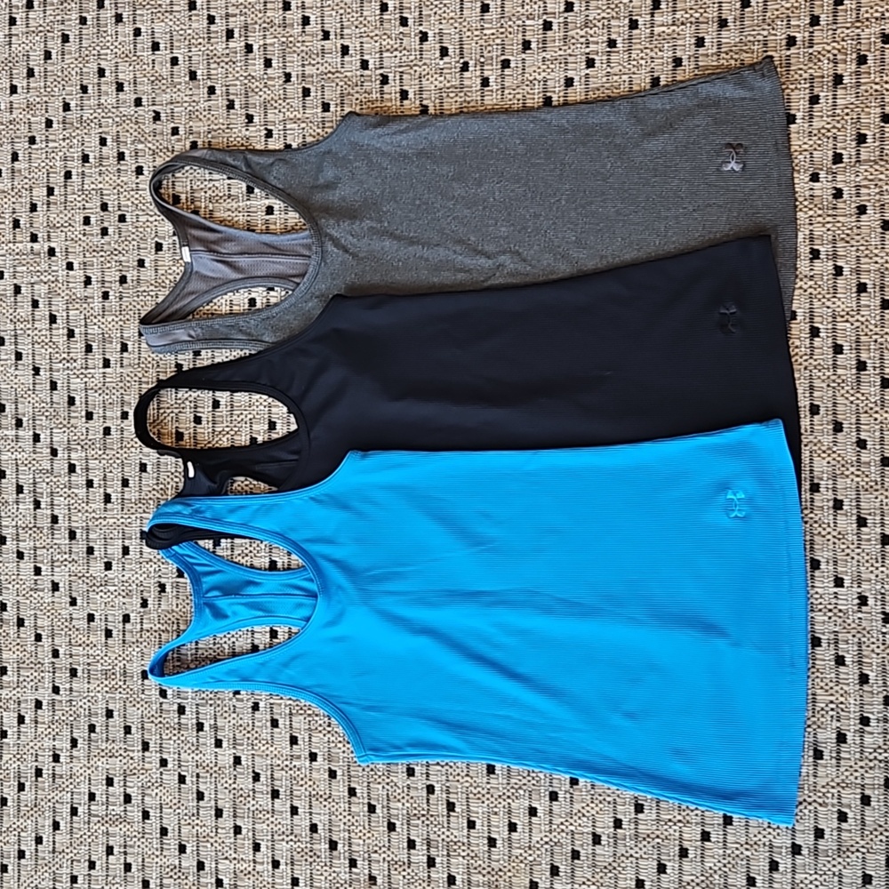 Under Armour Tops, Size S